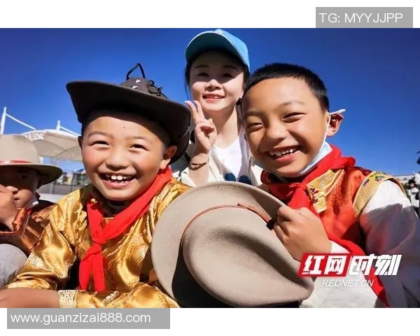 山南三小足球比赛精彩直播全程回顾与精彩瞬间分享